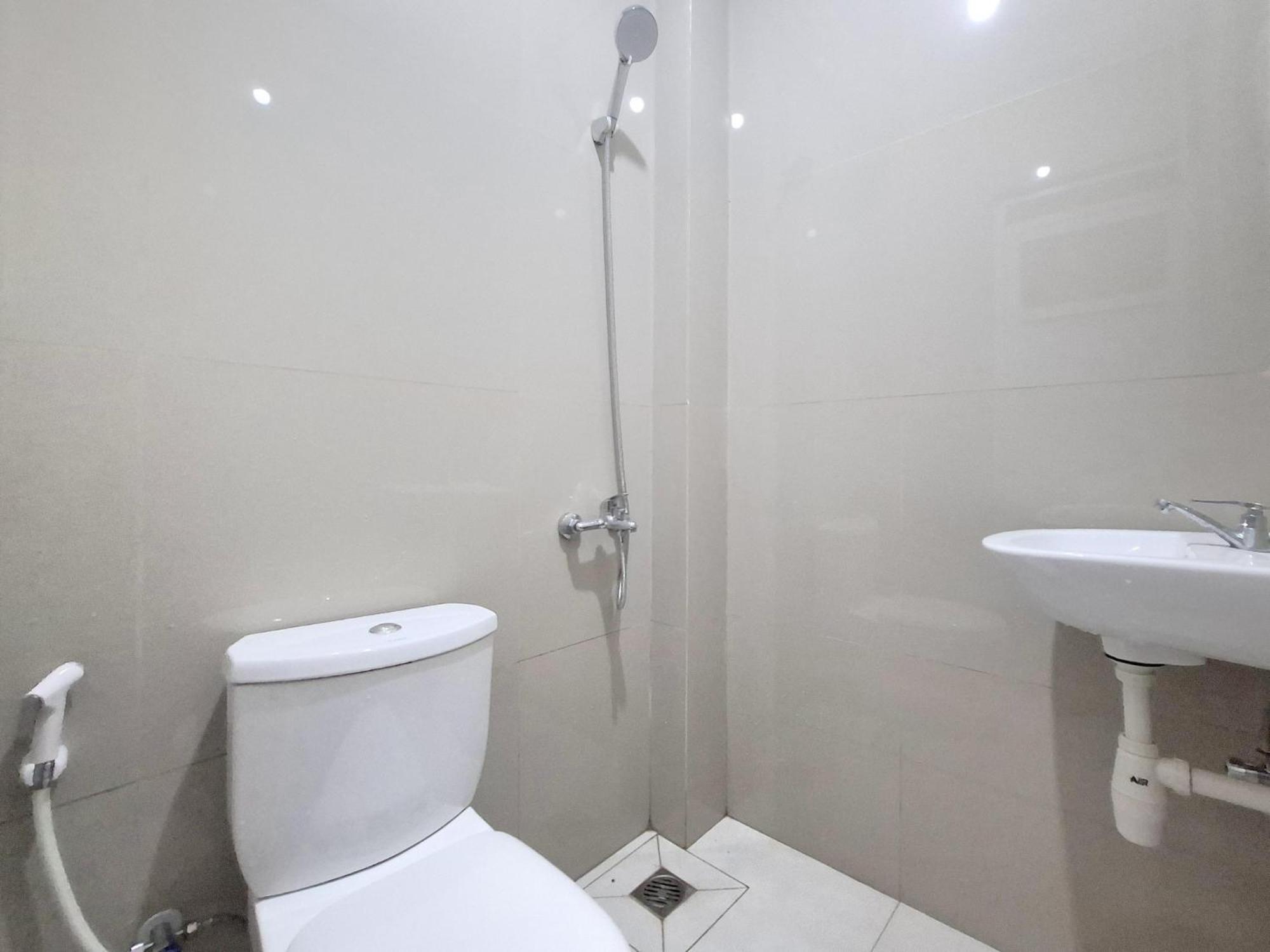 Daffa Inn Syariah Near Jogja City Mall Mitra Reddoorz Cebongan Eksteriør billede